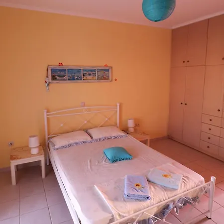 Ladina * Lygia (Lefkada)
